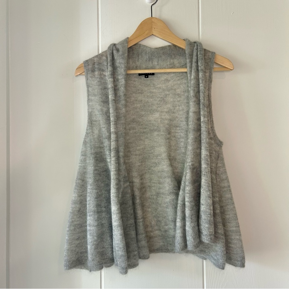 Theory Light Gray Sleeveless Mohair Sweater Vest size M